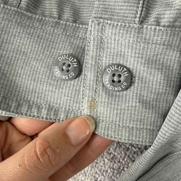 Duluth Trading Co Button Down Sol Survivor Shirt Standard Fit Mens XL Blue Gray - Picture 5 of 6